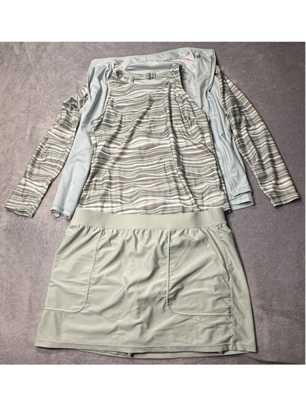 UV Skinz Women's Ruched Tank Top, Skirt, And Jacket Green UPF 50+ rating XL